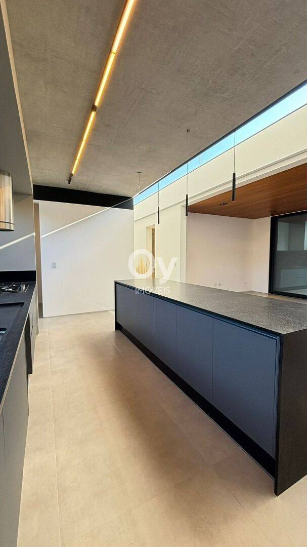 Casa com 3 dormitórios à venda, 239 m² por R$ 2.500.000,00 - Condomínio Residencial Monte Carlo - São José dos Campos/SP